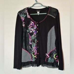 Bali cutest cardigan. So much texture. Ladies size M